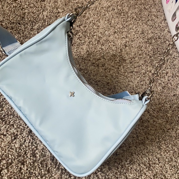 Blue crossbody removable strap purse - Picture 5 of 6